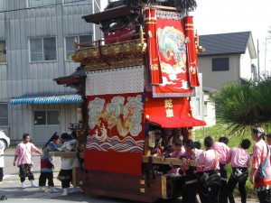 『大足蛇車祭り』