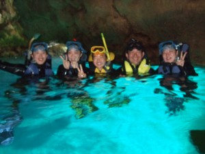 青の洞窟シュノ―ケリング