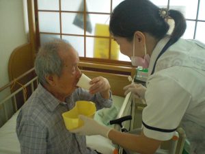 特養で訪問口腔ケアを行いました。