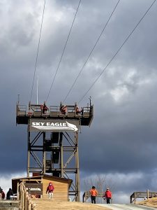 空を飛ぶ